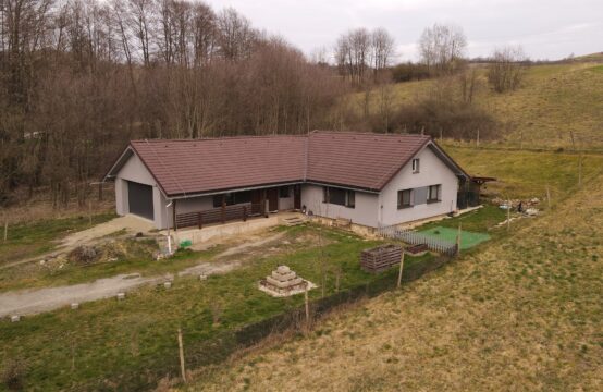 Exkluzívne na predaj rodinný dom v tichej lokalite